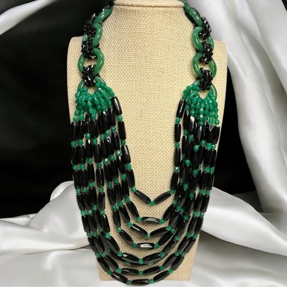 Erica Lyons Jewelry - EUC Vintage Erica Lyons Elegant Black and Green Beaded Necklace